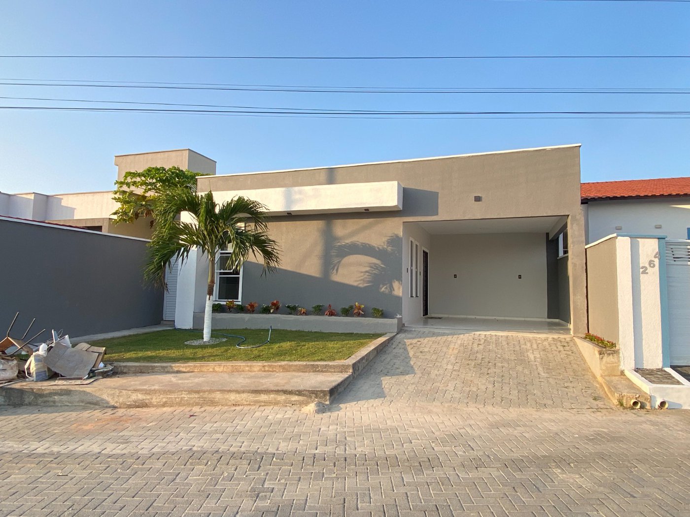 Casa à venda com 3 quartos, sendo 2 suítes, no condomínio PORTO LAGOA, Aquiraz - CE