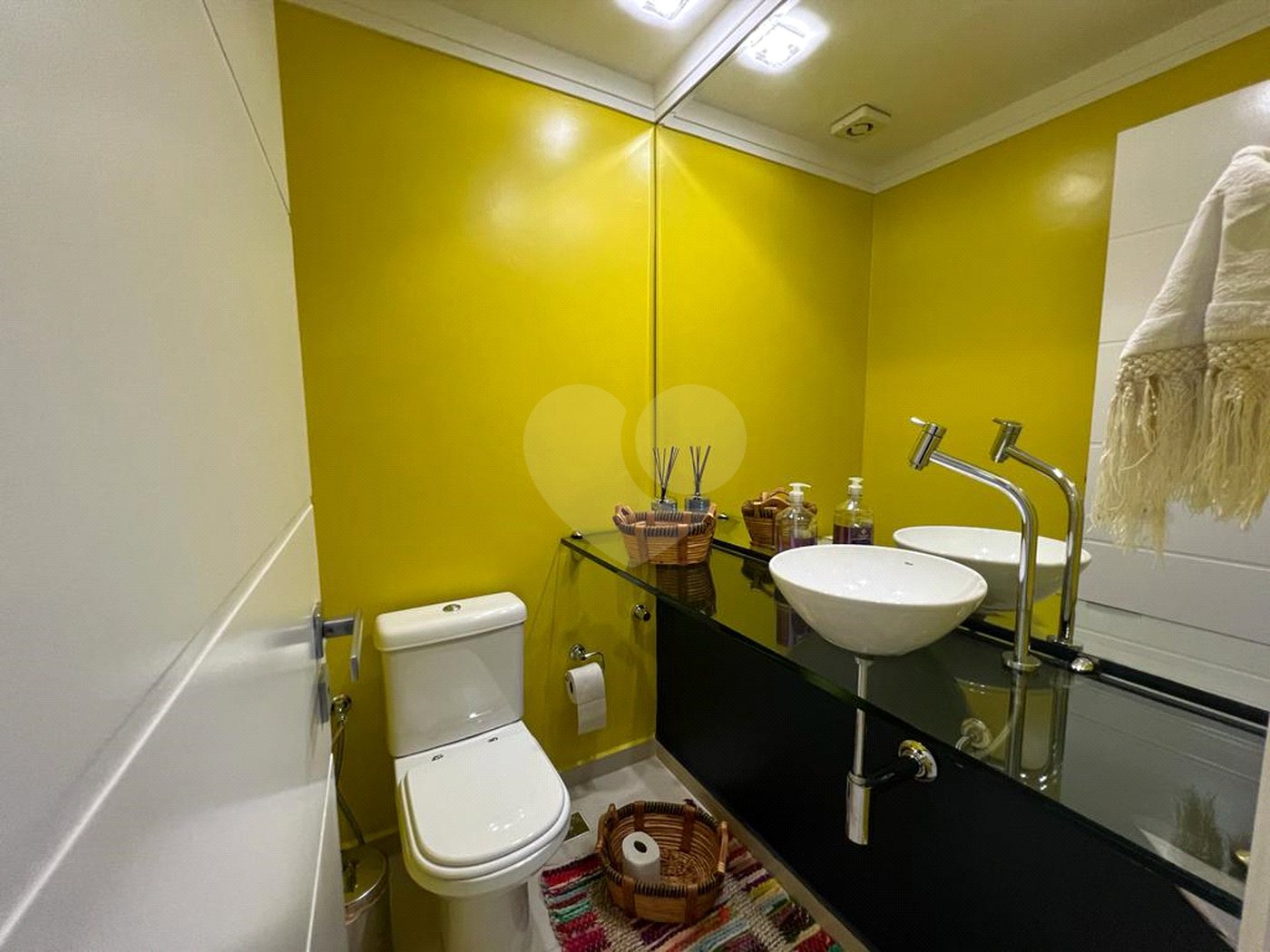 Apartamento à venda com 2 suítes em Jardim Portal da Colina, Sorocaba, SP