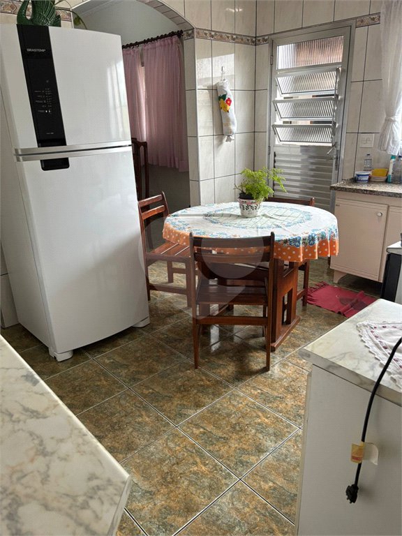 Sobrado à venda com 4 quartos em Tremembé, São Paulo, SP