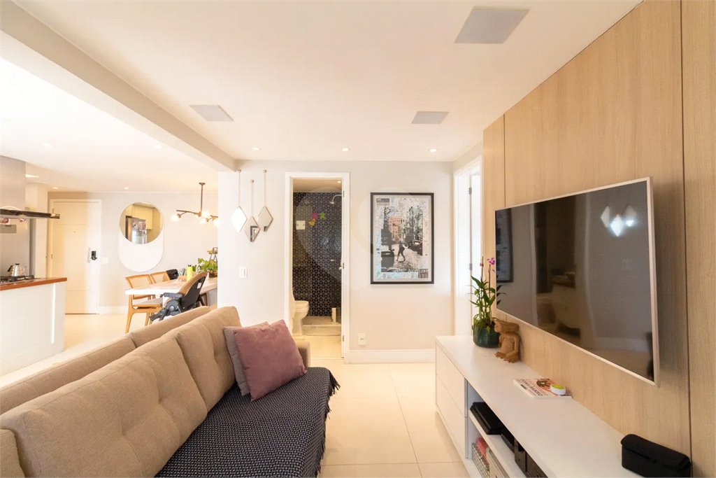 Apartamento à venda com 2 quartos, sendo 1 suíte,  em Vila Sônia, São Paulo, SP