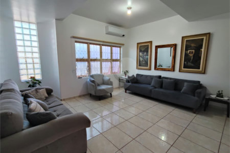 Casa à venda com 5 quartos, sendo 3 suítes, no Centro, Itapetininga, SP