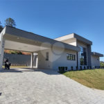 Casa à venda com 3 quartos, sendo 1 suíte, em Condominio Quintas da Boa Vista, Atibaia, SP