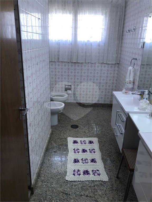 Sobrado à venda com 5 quartos, sendo 1 suíte, em Jardim São Bento, São Paulo, SP