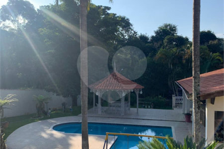 Casa Térrea à venda com 3 quartos, sendo 1 suíte,  em Alpes D'ouro, Bom Jesus dos Perdões, SP