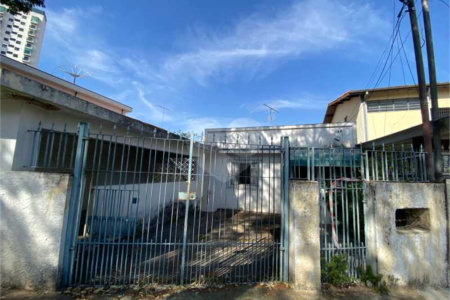 Casa Térrea à venda com 3 quartos, sendo 1 suíte, em Água Fria, São Paulo, SP