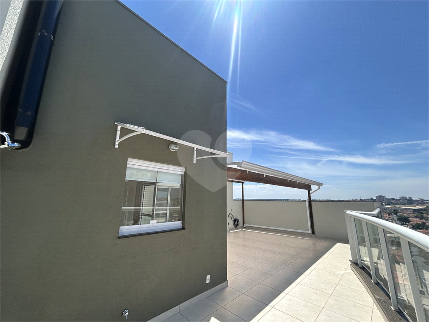 Cobertura de Alto Padrão no Centro de São Carlos – Sofisticação, Espaço e Conforto!