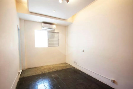 Apartamento à venda com 3 quartos, sendo 1 suíte, em Pinheiros, São Paulo, SP