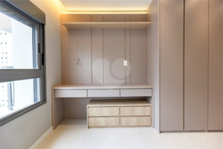 Apartamento à venda com 3 quartos, sendo 2 suítes, em Brooklin, São Paulo, SP