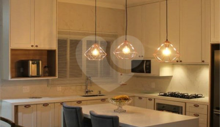 Casa à venda com 3 quartos, sendo 2 suítes, no condomínio Residencial Mantova, Indaiatuba - SP