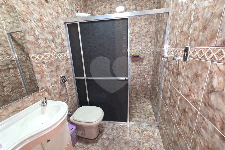 Sobrado à venda com 4 quartos, sendo 2 suítes, em Vila Nova Cachoeirinha, São Paulo, SP