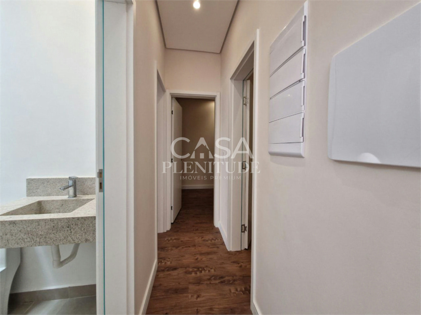 Casa em condomínio à venda com 3 quartos, sendo 1 suíte, em Cajuru do Sul, Sorocaba, SP