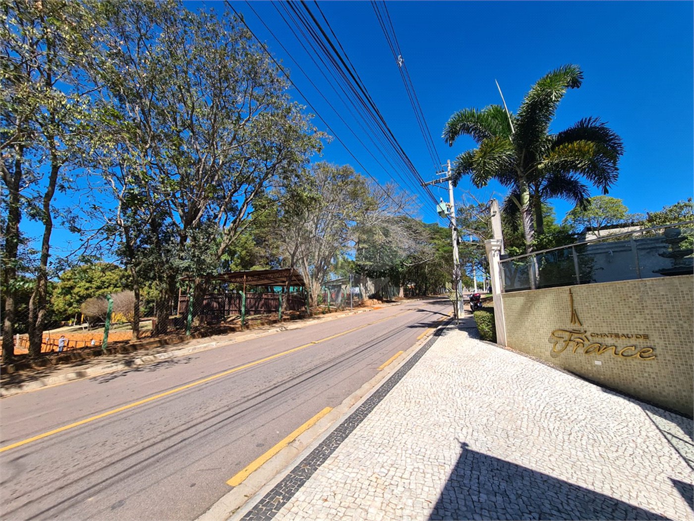 Apartamento à venda com 3 quartos, sendo 1 suíte, em Pinheirinho, Vinhedo, SP