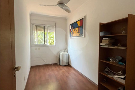 Sobrado à venda com 4 quartos, sendo 1 suíte,  em Vila Cordeiro, São Paulo, SP