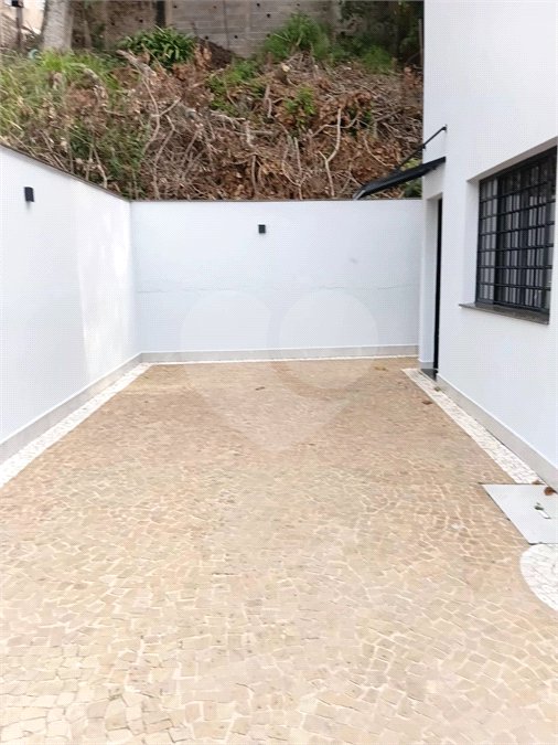 Sobrado para alugar com 2 quartos, sendo 1 suíte, no Centro, São Roque, SP