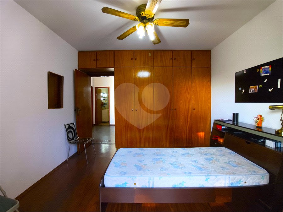 Casa à venda com 4 quartos, sendo 3 suítes,  no condomínio Village D'avignon, Sorocaba - SP
