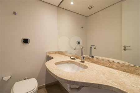 Apartamento à venda com 3 suítes em Cidade Monções, São Paulo, SP