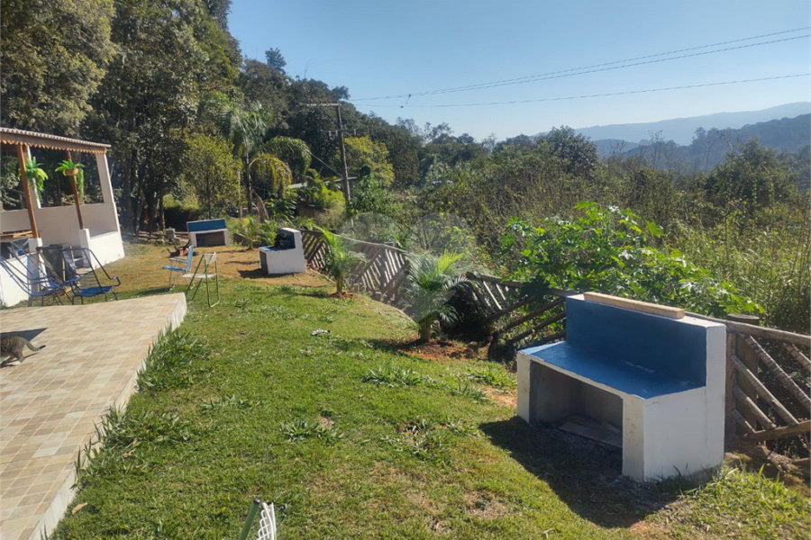 Casa à venda ou para alugar com 3 suítes em Juqueri Mirim, Mairiporã, SP