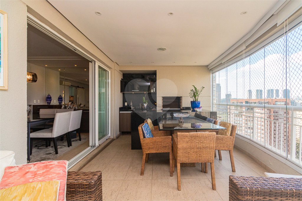 Apartamento à venda com 2 suítes em Chácara Santo Antônio, São Paulo, SP