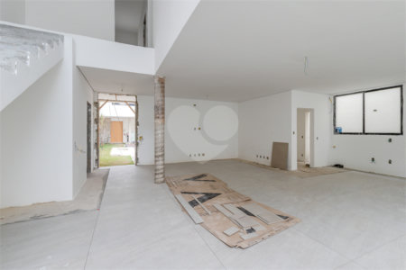 Casa à venda com 4 suítes no condomínio Ocean Village, São Paulo - SP