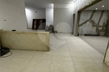 Casa à venda com 3 suítes no condomínio Vilagio Ipamena 2, Araçoiaba da Serra - SP