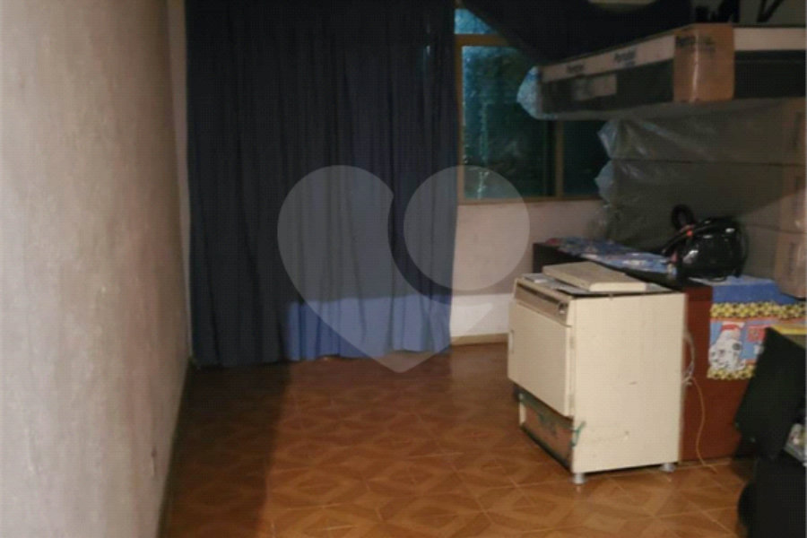 Casa à venda com 3 quartos, sendo 1 suíte,  em Horto, São Paulo, SP