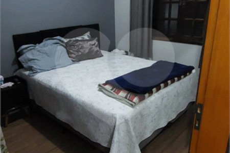 Casa à venda com 3 quartos, sendo 1 suíte, em Jardim Universo, Mogi das Cruzes, SP