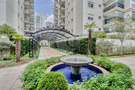 Apartamento à venda com 4 suítes em Alto da Boa Vista, São Paulo, SP