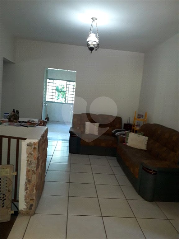 Chácara à venda com 4 quartos, sendo 1 suíte,  em Chácaras Polozzi, Louveira, SP