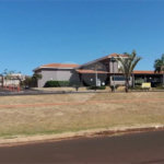 Casa térrea no Condomínio Reserva Imperial.