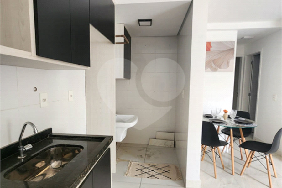 Casa à venda com 2 quartos no condomínio Esmeraldino, São Paulo - SP