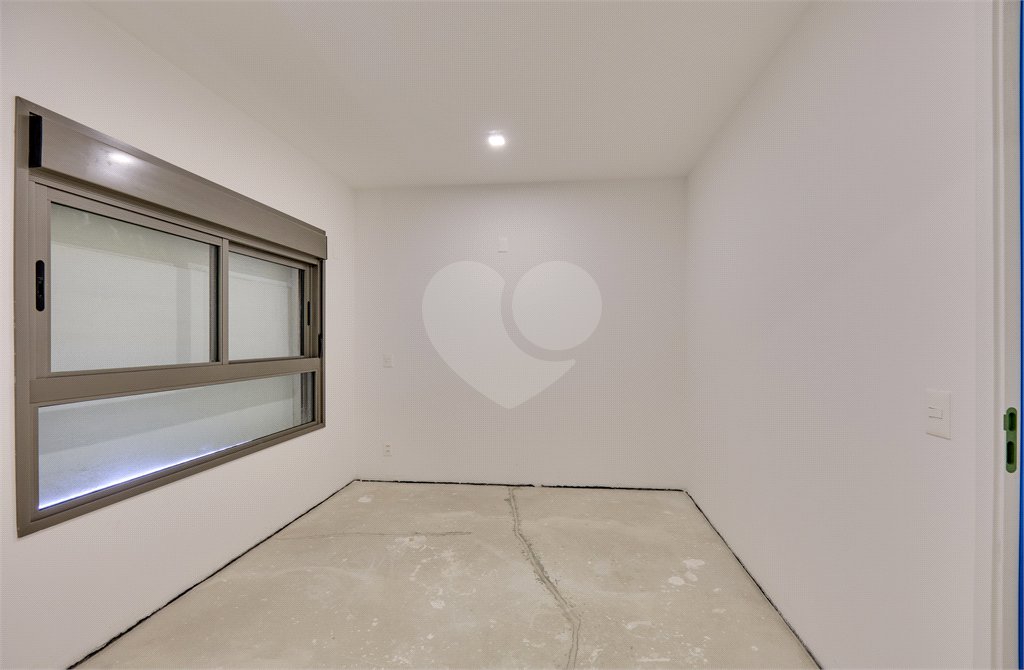 Apartamento à venda com 4 suítes em Campo Belo, São Paulo, SP