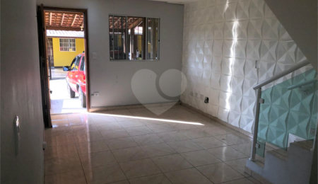 Casa à venda com 2 quartos no condomínio Residencial Armênia, Ferraz de Vasconcelos - SP