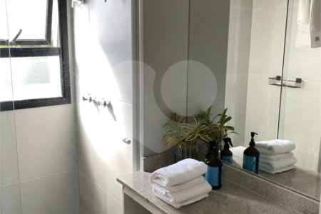 Apartamento para alugar com 2 quartos, sendo 1 suíte,  em Pinheiros, São Paulo, SP