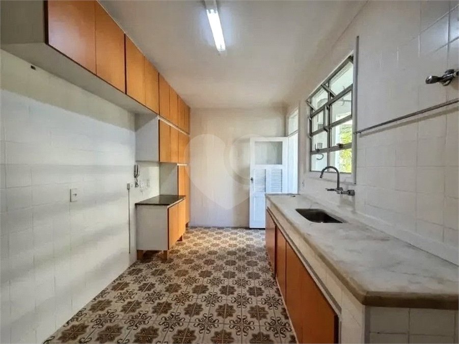Apartamento à venda com 4 quartos, sendo 1 suíte, em Lagoa, Rio de Janeiro, RJ