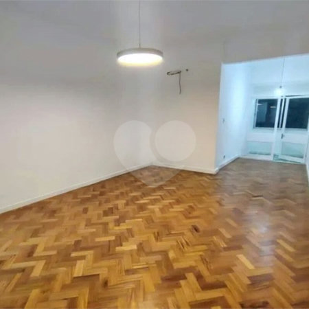 Apartamento à venda com 3 quartos, sendo 1 suíte,  em Copacabana, Rio de Janeiro, RJ