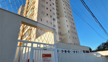 Apartamento à venda com 2 quartos, sendo 1 suíte,  em Centreville, São Carlos, SP
