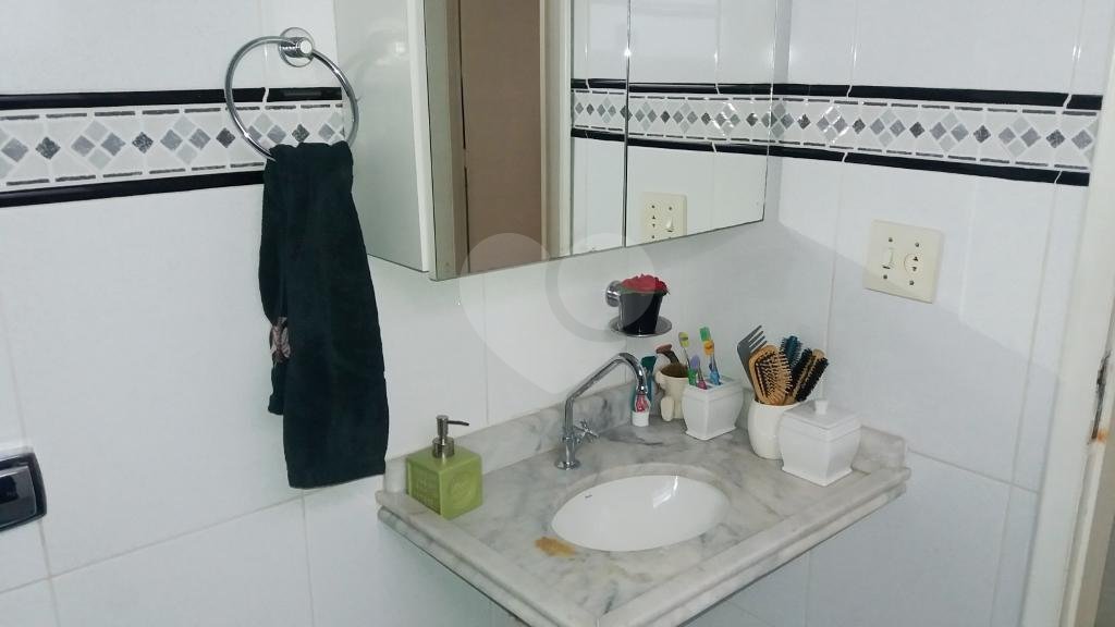 Sobrado de 105m2 à venda com 3 dormitórios na Vila Santa Catarina