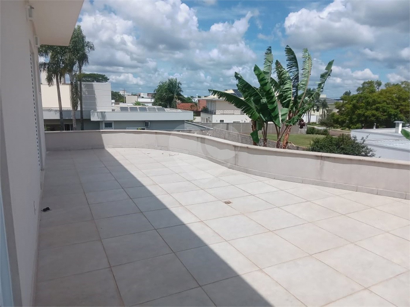 Casa à venda com 4 quartos, sendo 3 suítes,  no condomínio Residencial Montreal, São Carlos - SP