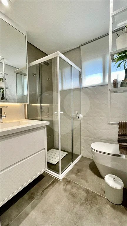 Cobertura à venda na Aclimação de 300m² com 2 vagas.