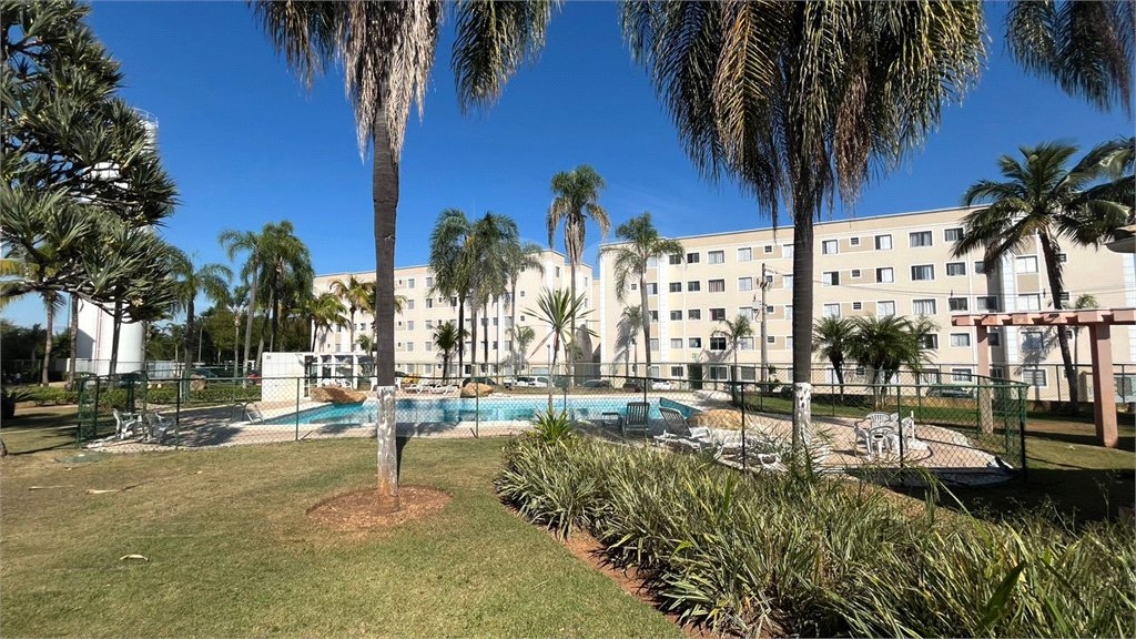 Apartamento à venda com 2 quartos em Vossoroca, Votorantim, SP