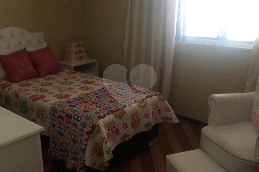 Sobrado à venda com 3 quartos, sendo 1 suíte, em Tremembé, São Paulo, SP