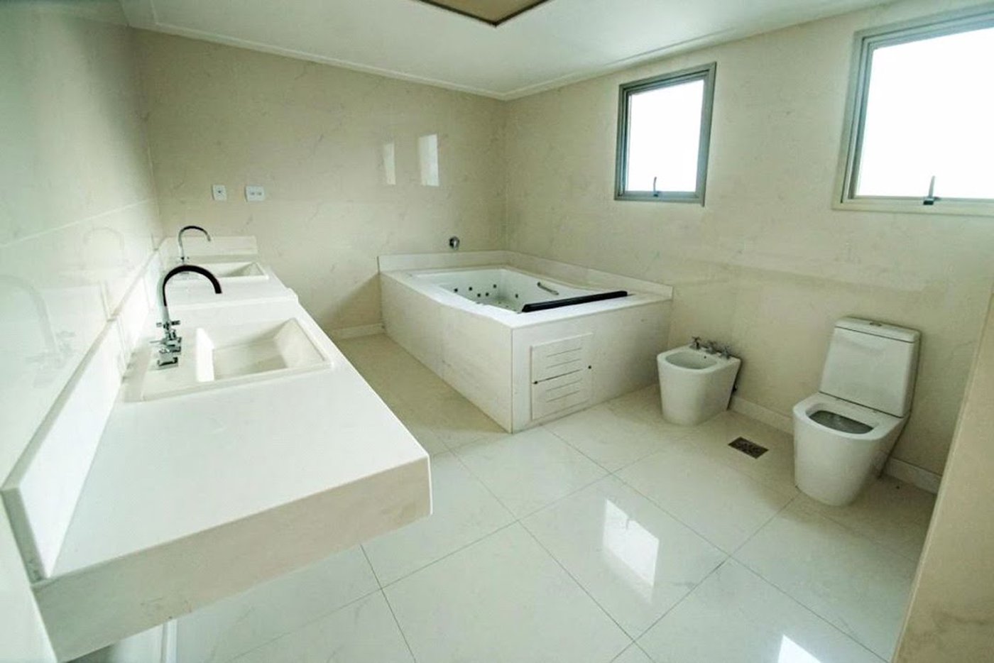 Apartamento com 4 dormitórios à venda, 538 m² por R$ 7.500.000,00 - Ponta da Praia - Santos/SP