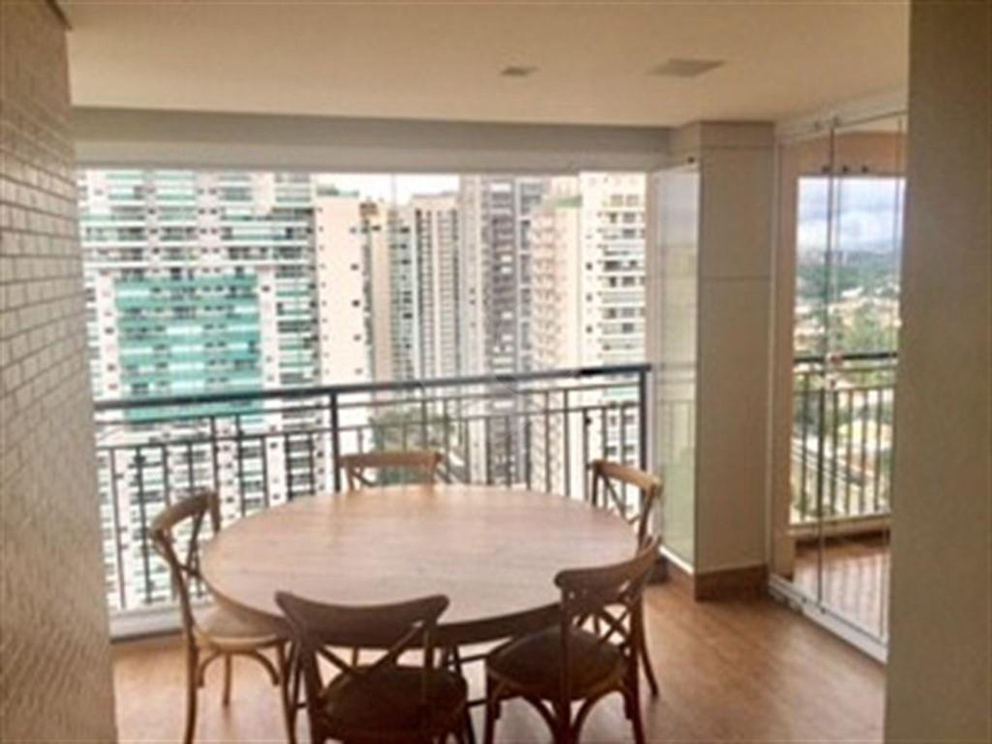 Apartamento à venda com 3 suítes em Campo Belo, São Paulo, SP