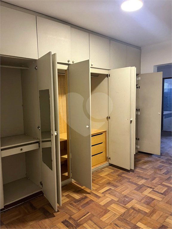 Casa à venda com 5 quartos, sendo 3 suítes,  em Jardim Bonfiglioli, São Paulo, SP