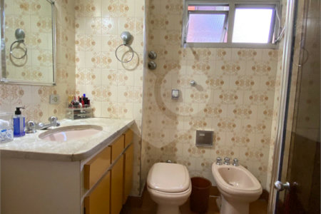 Apartamento à venda com 3 quartos, sendo 1 suíte, em Itaim Bibi, São Paulo, SP