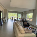 Casa à venda ou para alugar com 4 suítes no condomínio Residencial Gênesis 1, Santana de Parnaíba - SP
