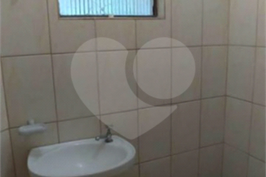 Sobrado à venda com 2 quartos em Vila Gustavo, São Paulo, SP