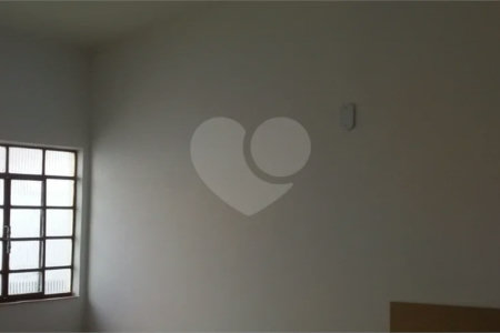 Casa Térrea à venda com 3 quartos em Santa Teresinha, São Paulo, SP