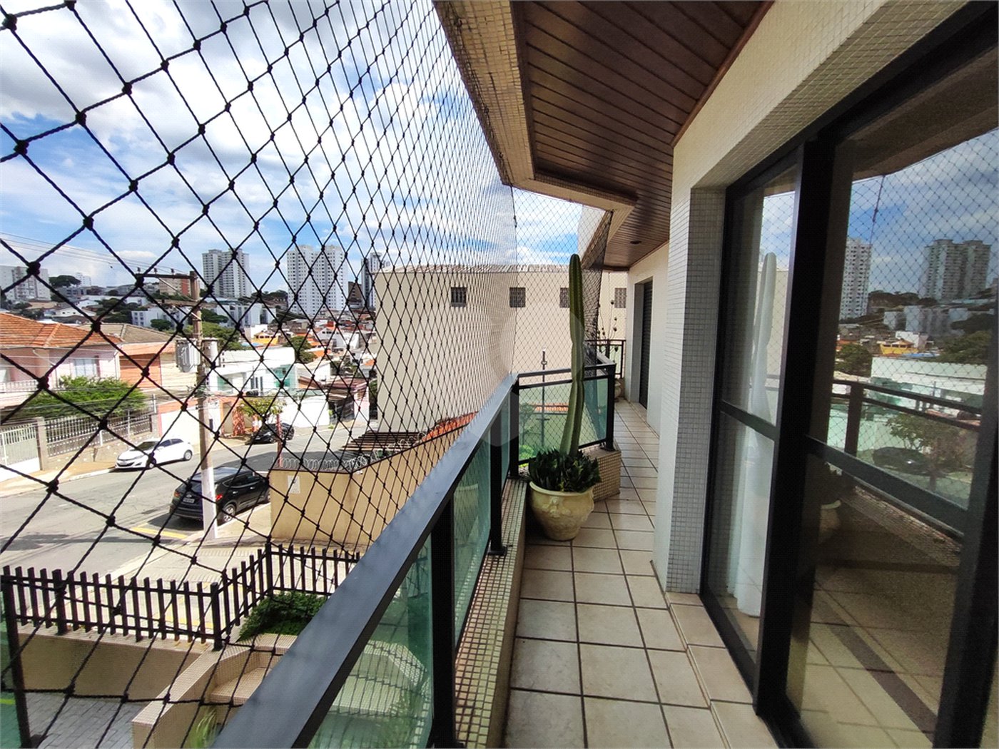 Apartamento à venda com 3 quartos, sendo 1 suíte,  em Vila Ester (zona Norte), São Paulo, SP