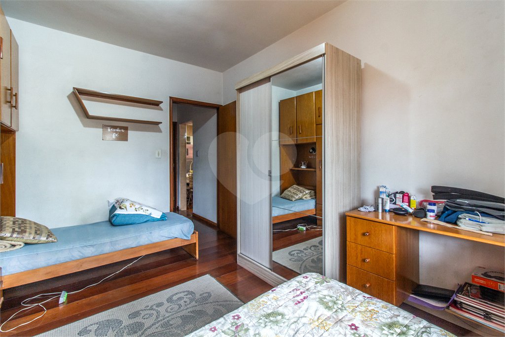 Casa à venda com 3 quartos em Jardim da Glória, São Paulo, SP